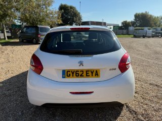 /photos/11842/4c652a97-46cf-1c03-cbac-959f2ab08a1c_i320x240.jpg